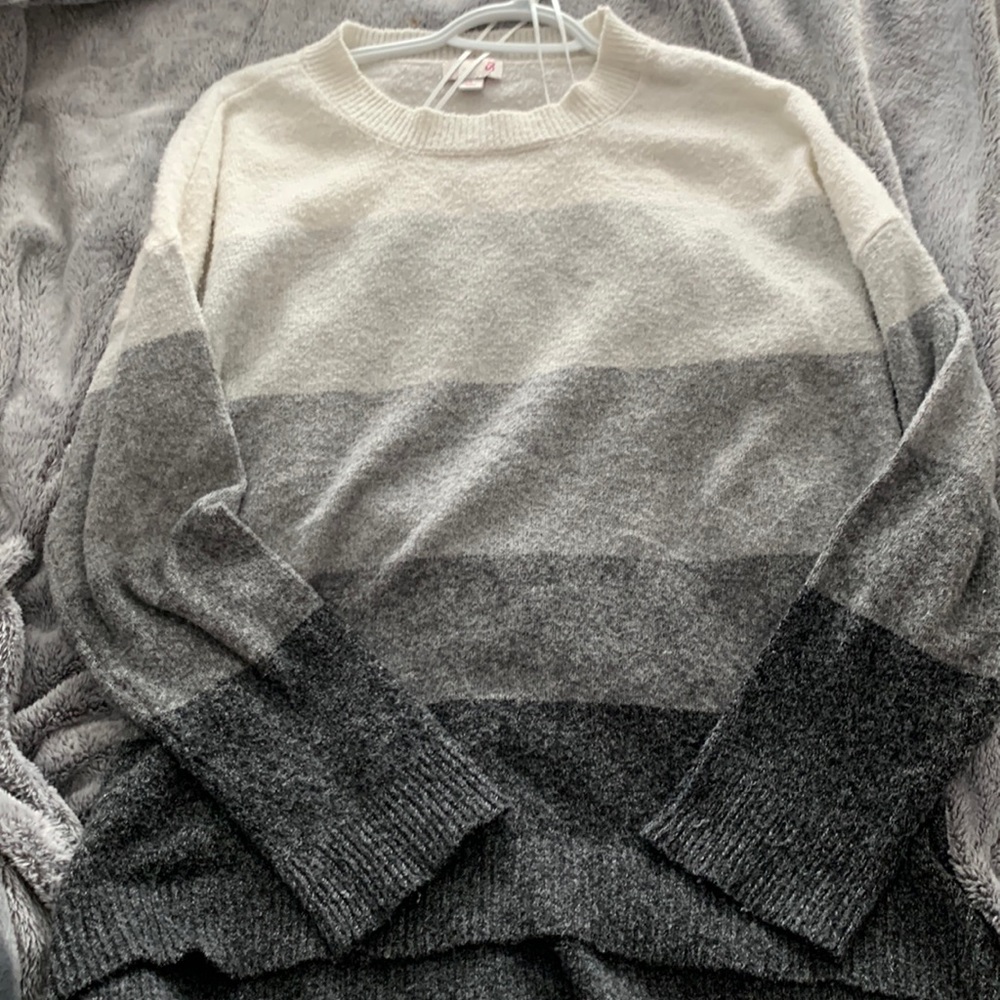 long sleeve sweater